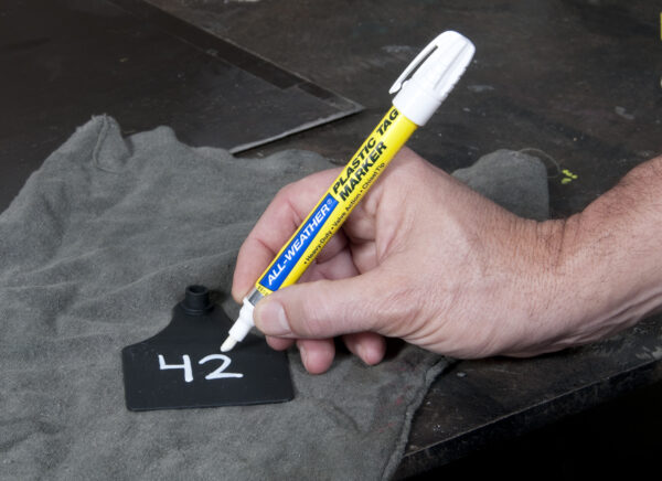 ALL-WEATHER® Marker | for plastic surfaces